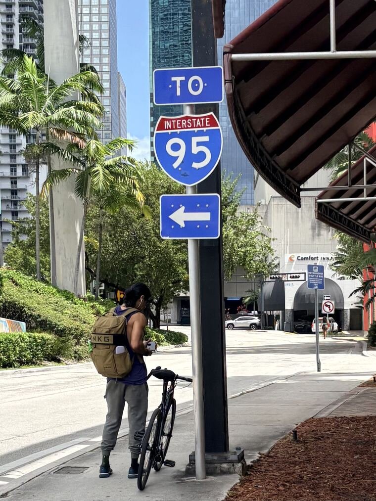 An Interstate 95 sign at a Miami street corner